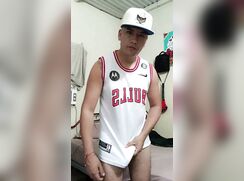 ANDERSkynny Algún culito a esta hora