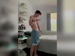 cute dude chris morning routine