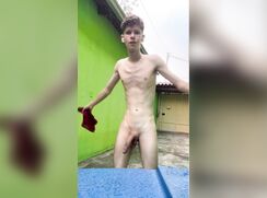 S36A02 - A skinny twink cumming outsied in the rain