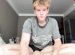 horny sexy twink camboy show juanswaga solo tube