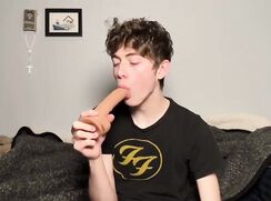 Twink gooning with his cocks