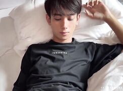 he met a hot Asian bottom