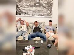 Kevin Rautenberg gets heated and they gang up on him Joaquinsutto, Angelokgomez and A