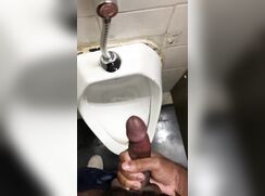 MontalvaodoTT cumshots