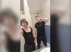 Eduell Evindur got turned on in the gym bathroom with Zalthy
