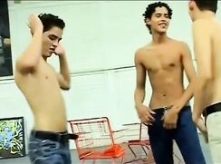 Sexy dancers do it again