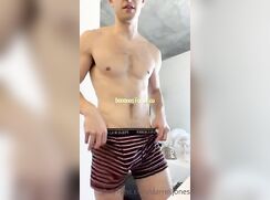 Jones jerks off after a workout cam porn