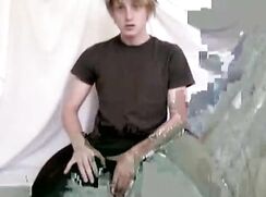 Jerry, hot and fast twink gay porn