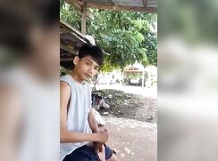 Ktkamsee Thai twink public wank