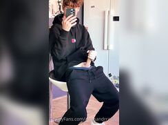 Hot Twink Has A Nice Cum