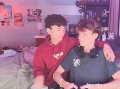 cute big cock jack getting sucked and fuck his bf