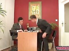 Who used the photocopier last ??
