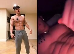 Sexy muscle tiktoker