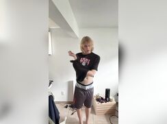 Alex 18 exposed from Canada tg:strawberryalex