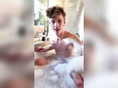cute blonde bathtube foot fetish