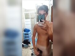 Bathroom Babes Mobile Cum Uploads