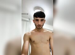 Italian boy shows his cock on cam
