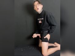 LA Teen With Glasses-Wow! Cums 189