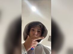 cute college dude chat cumming clip