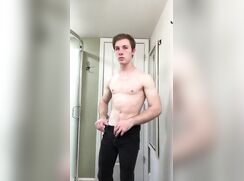 Twink Bathroom Solo Wank