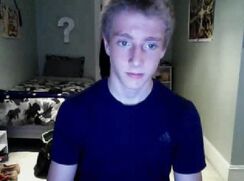 Twink Lubes Up & Has A Cam Wank