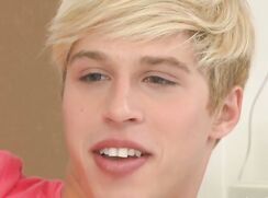Blonde Twink Jerking