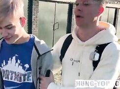 ABSOLUTE STUNNER Fortnite Fan No limits fucked all night N takes strangers cum 4in1fi