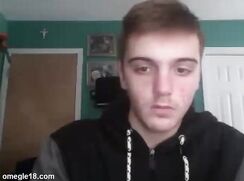Twink With Acne Jerks on Omegle