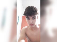 Cute Spanish guy show