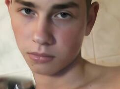 Sexy teen bathes gaytube