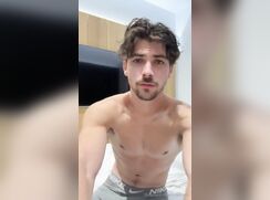 cute dude beautiful cock cumming bate