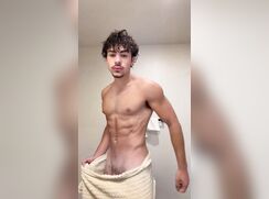 Hot hairy Lando