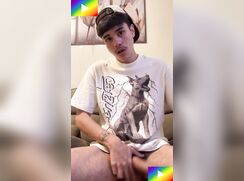 # HTW - Teen on the sofa