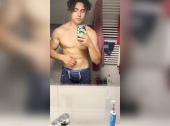 Baited horny muscle boy