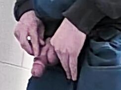 DB - Twink Play and Piss Spy