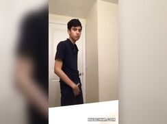 Arab Guys in Bathroom Cam: Cum Shots and Jerk Off