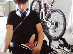 Web cam teen boy masturbate