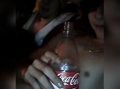 amis sur la console lui sur son gros penis