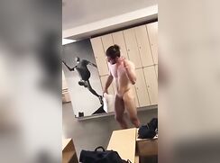Spycam Catches Twunk With Man Bun Naked In Locker Room