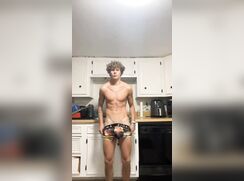 Smooth-bodied twink showing himself off