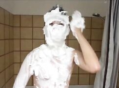 Weird: He Coats Himself In Shaving Cream & Wanks