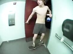 white sexy butt ❤️ skater fun