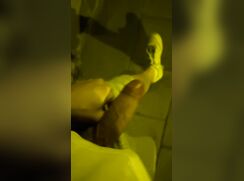 Freeballing and flashing big cock in public