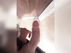 18yo israeli pulls out dick