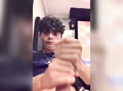 Double Fisted Wank Cum