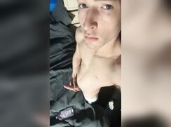 cute dude chating show