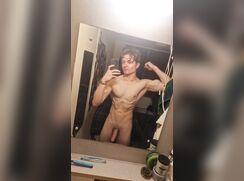 Hottie fit twink exposed