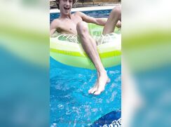 Who´d coming to float with Dallas