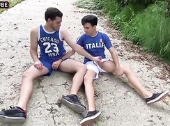 Seducing the frat president
