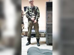 Ukrainian soldier twink, cum